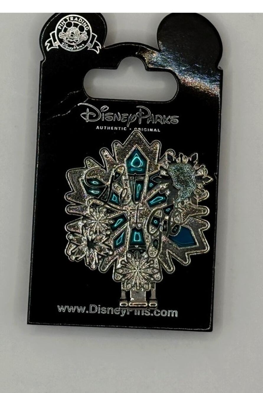 Disney Parks Blue Teal Silver Snowflake Trading Pin Glitter NWT
